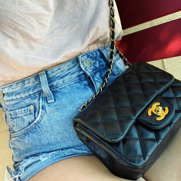 ‼️❌SOLD❌‼️CHANEL mini square flap - Picture 15 of 16